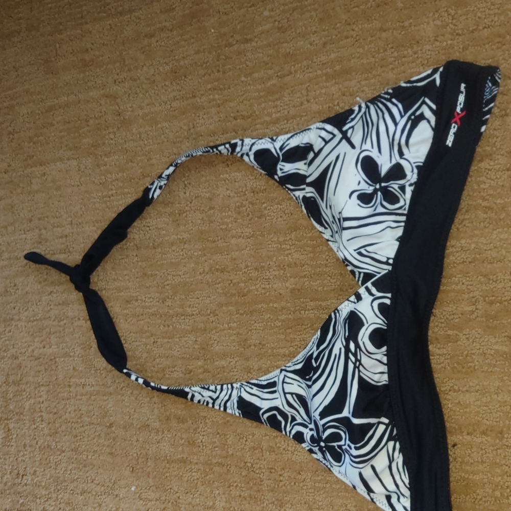 Zero X Posur Bikini Top